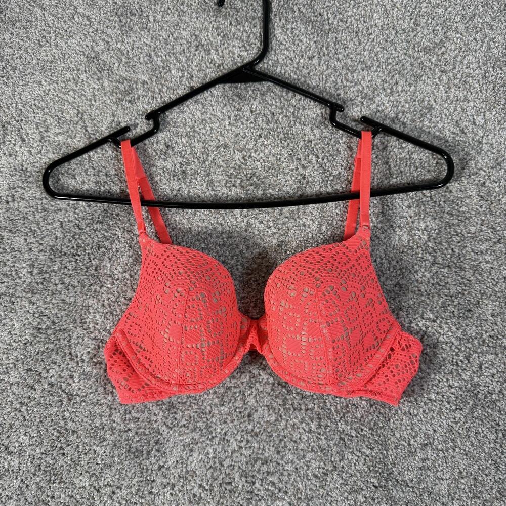 Victoria's Secret Push Up Bra 34B Crochet Lace Romantic Feminine Lingeriecore